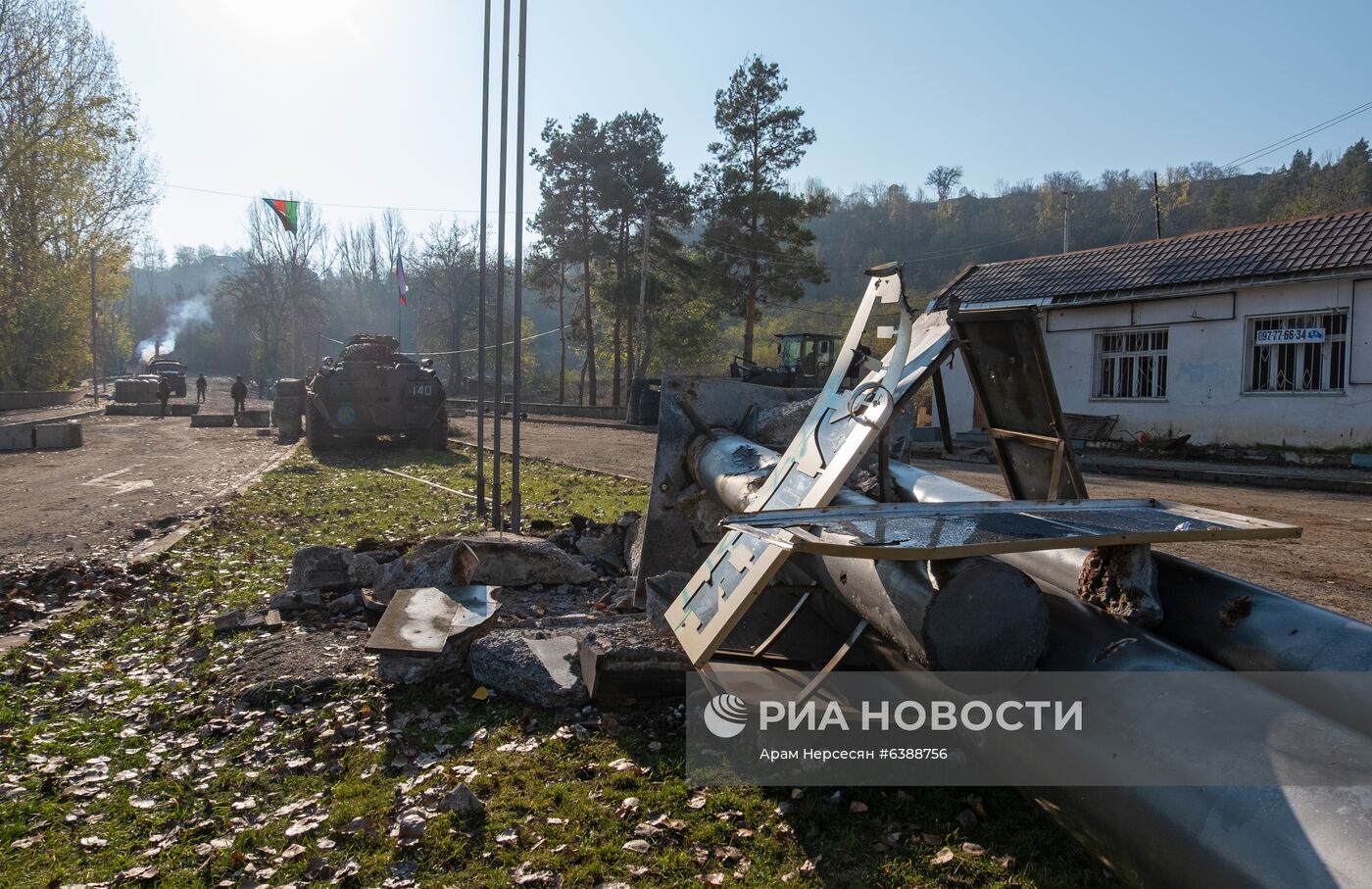 Открыто движение по Лачинскому коридору 