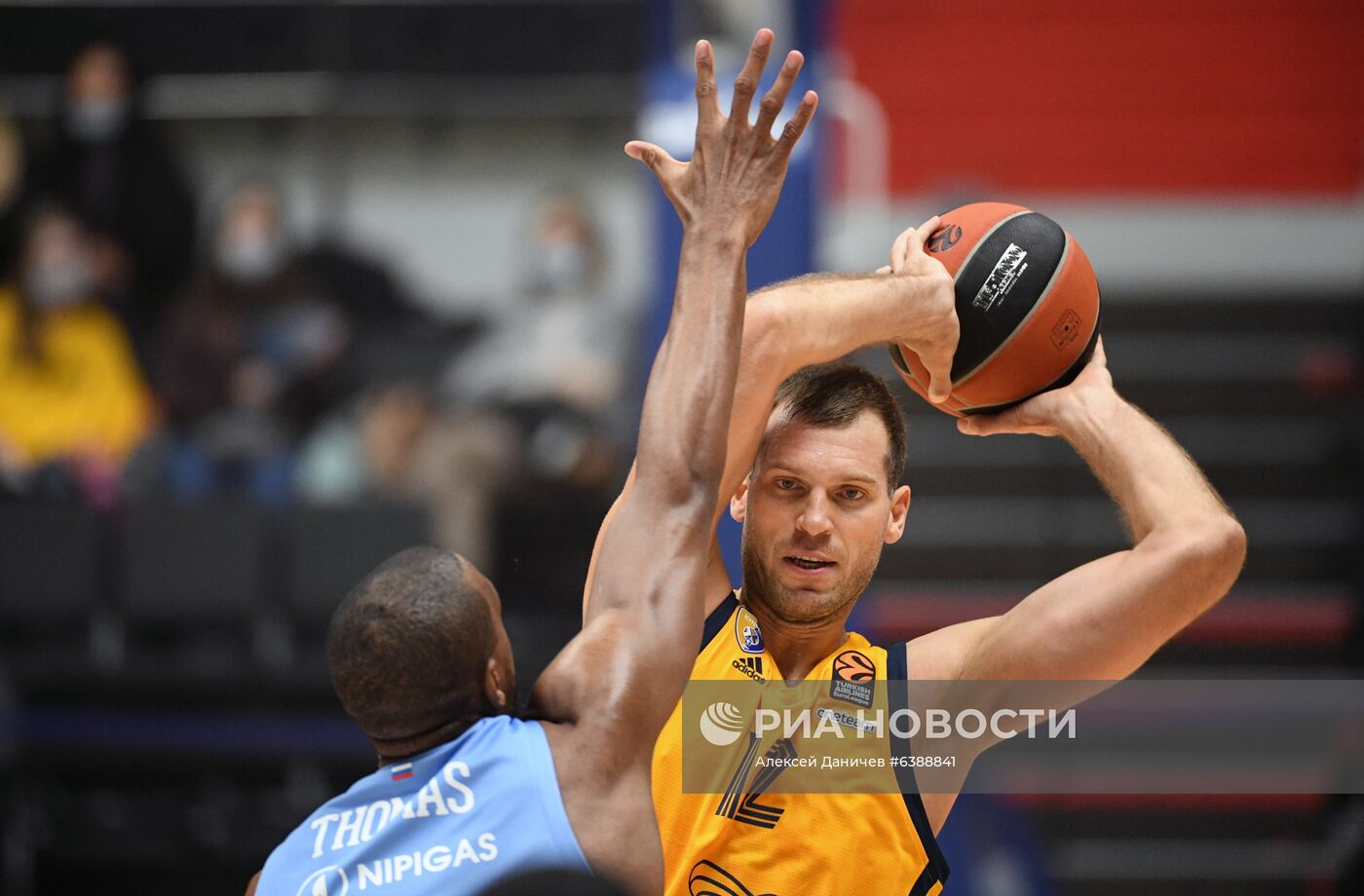 Баскетбол. Евролига. Матч "Зенит" - "Химки"