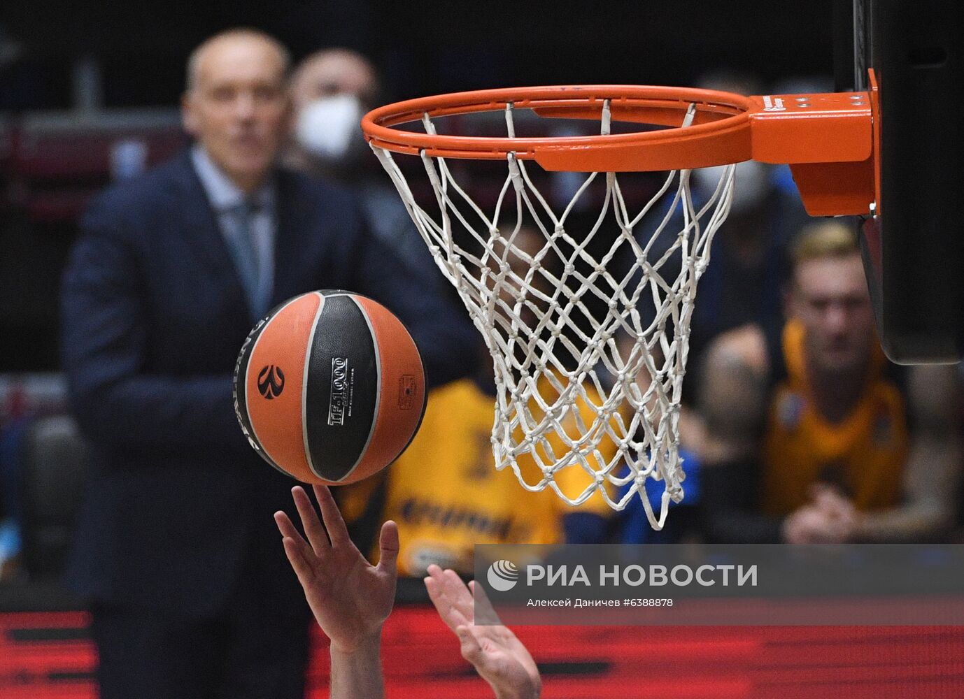 Баскетбол. Евролига. Матч "Зенит" - "Химки"