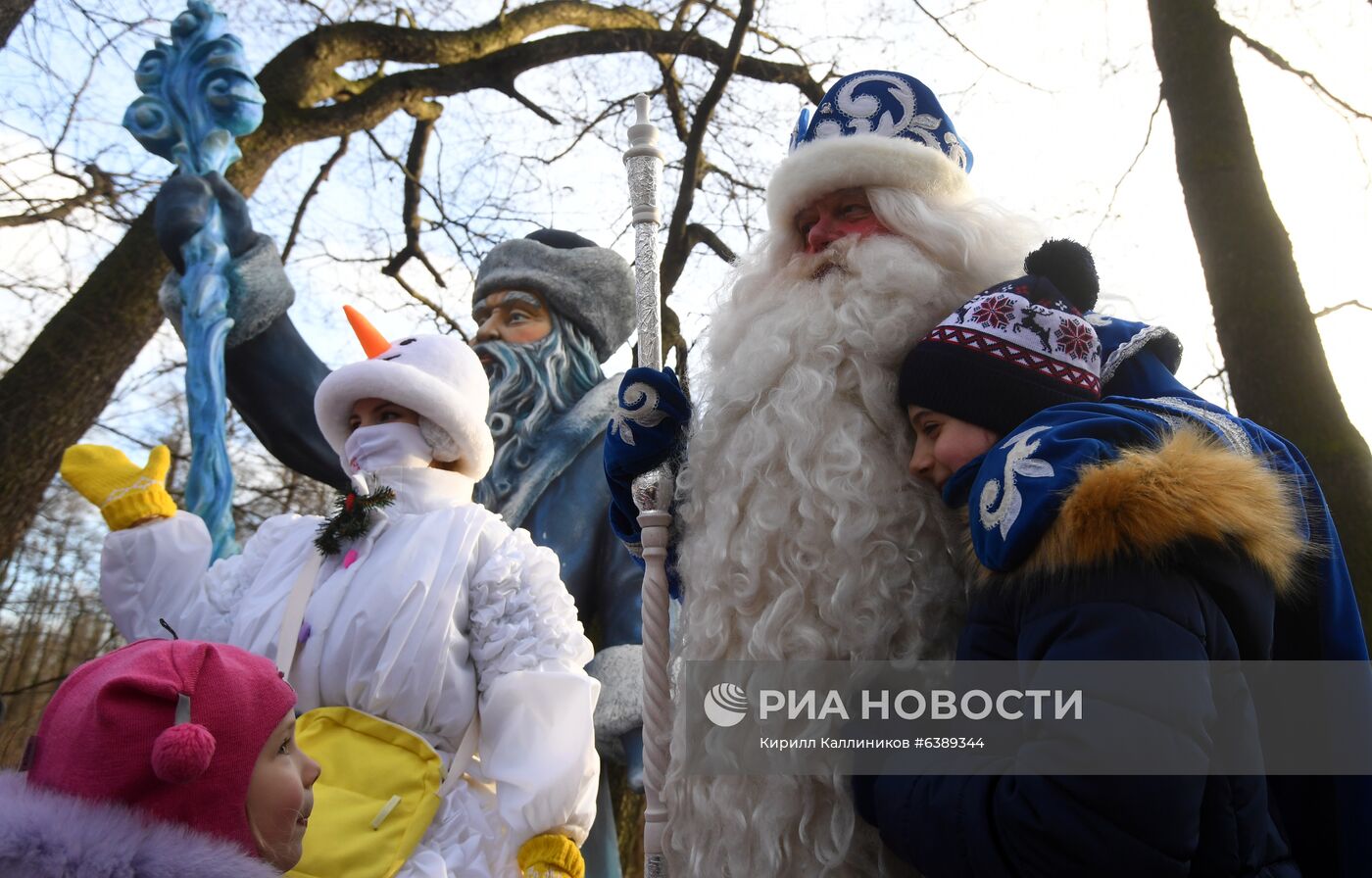 Открытие "Тропы сказок" в усадьбе Деда Мороза  