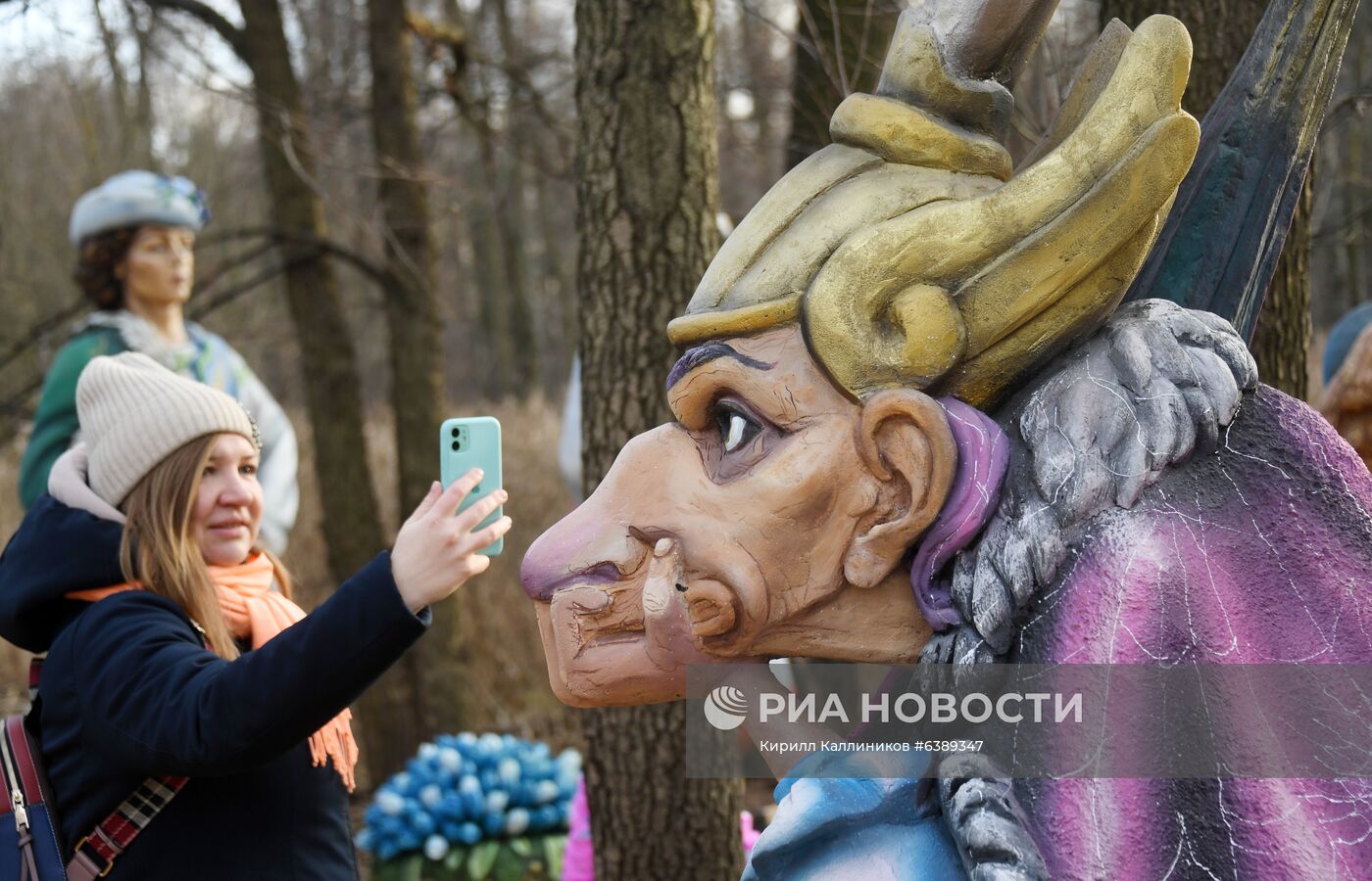 Открытие "Тропы сказок" в усадьбе Деда Мороза