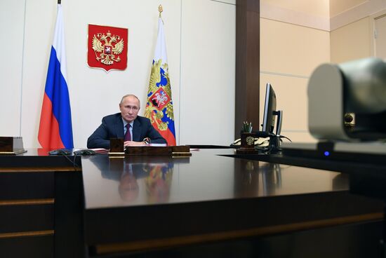 Президент РФ В. Путин встретиля с А. Здуновым
