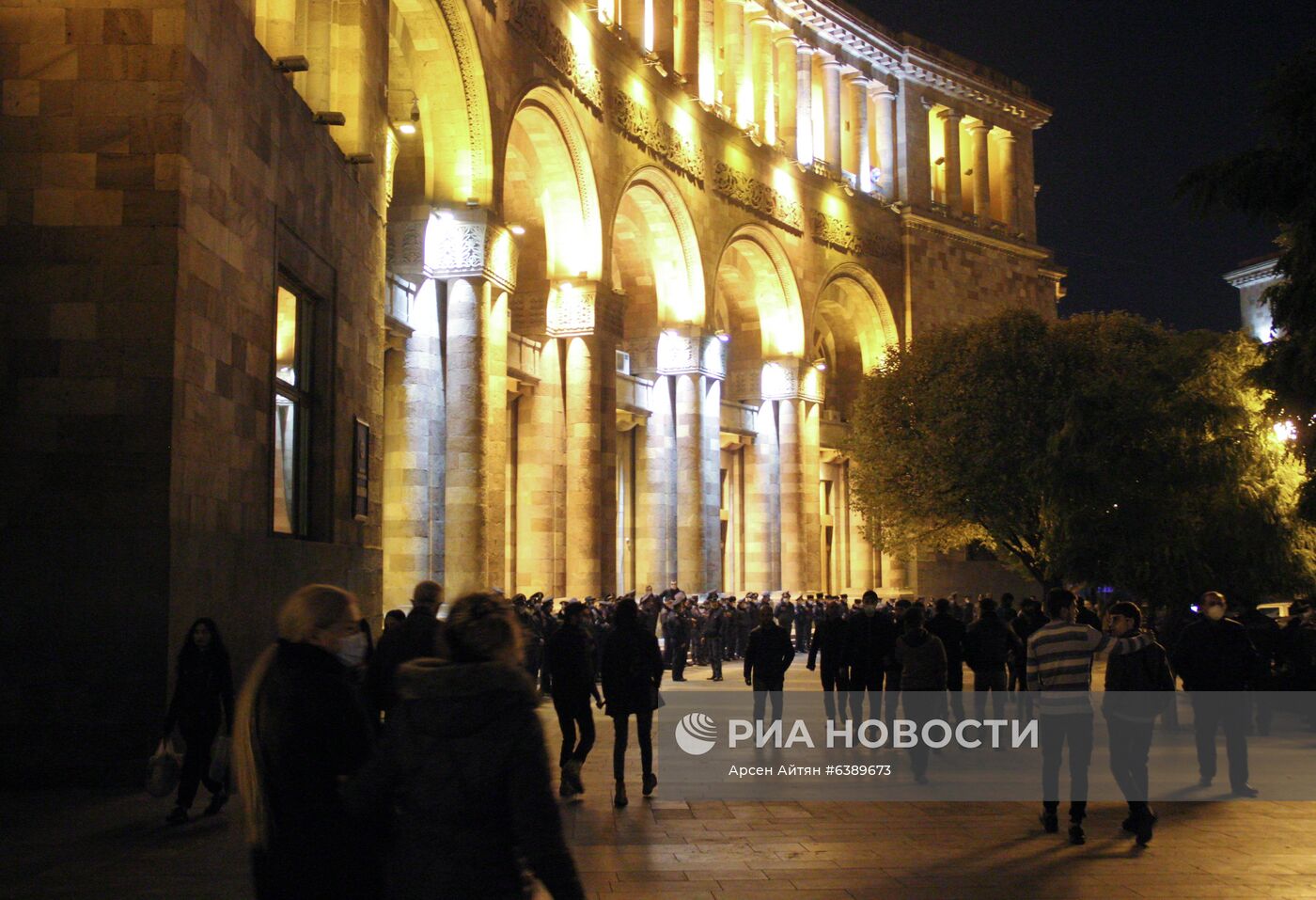 Митинг сторонников Н. Пашиняна в Ереване