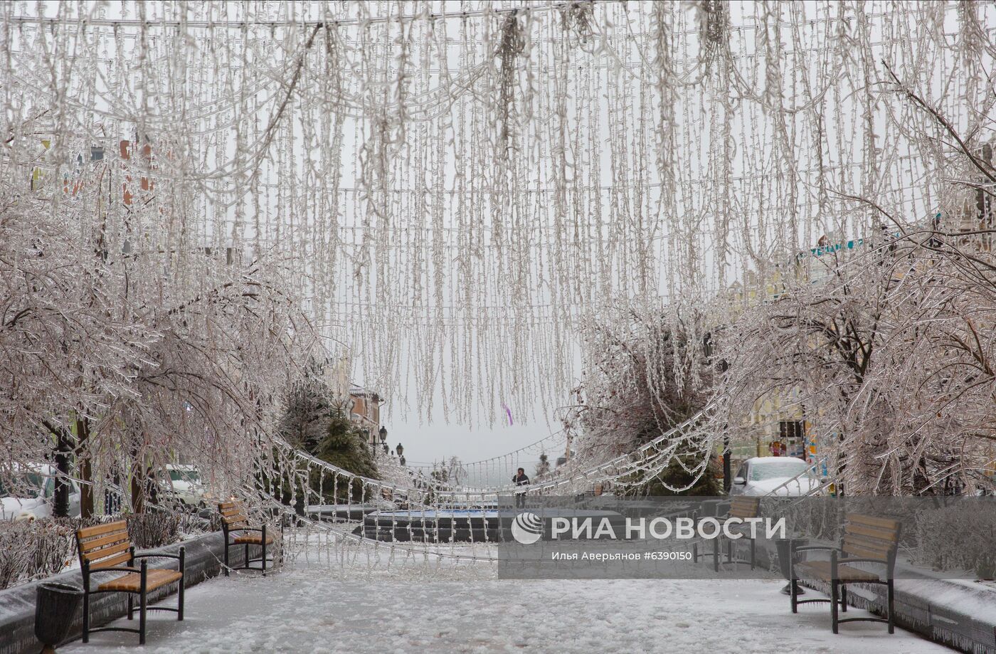 Последствия ледяного дождя во Владивостоке