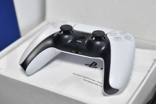 Старт продаж новой игровой приставки Sony PlayStation