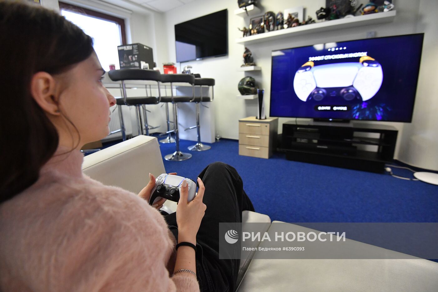 Старт продаж новой игровой приставки Sony PlayStation