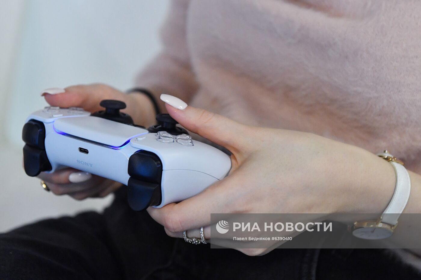 Старт продаж новой игровой приставки Sony PlayStation