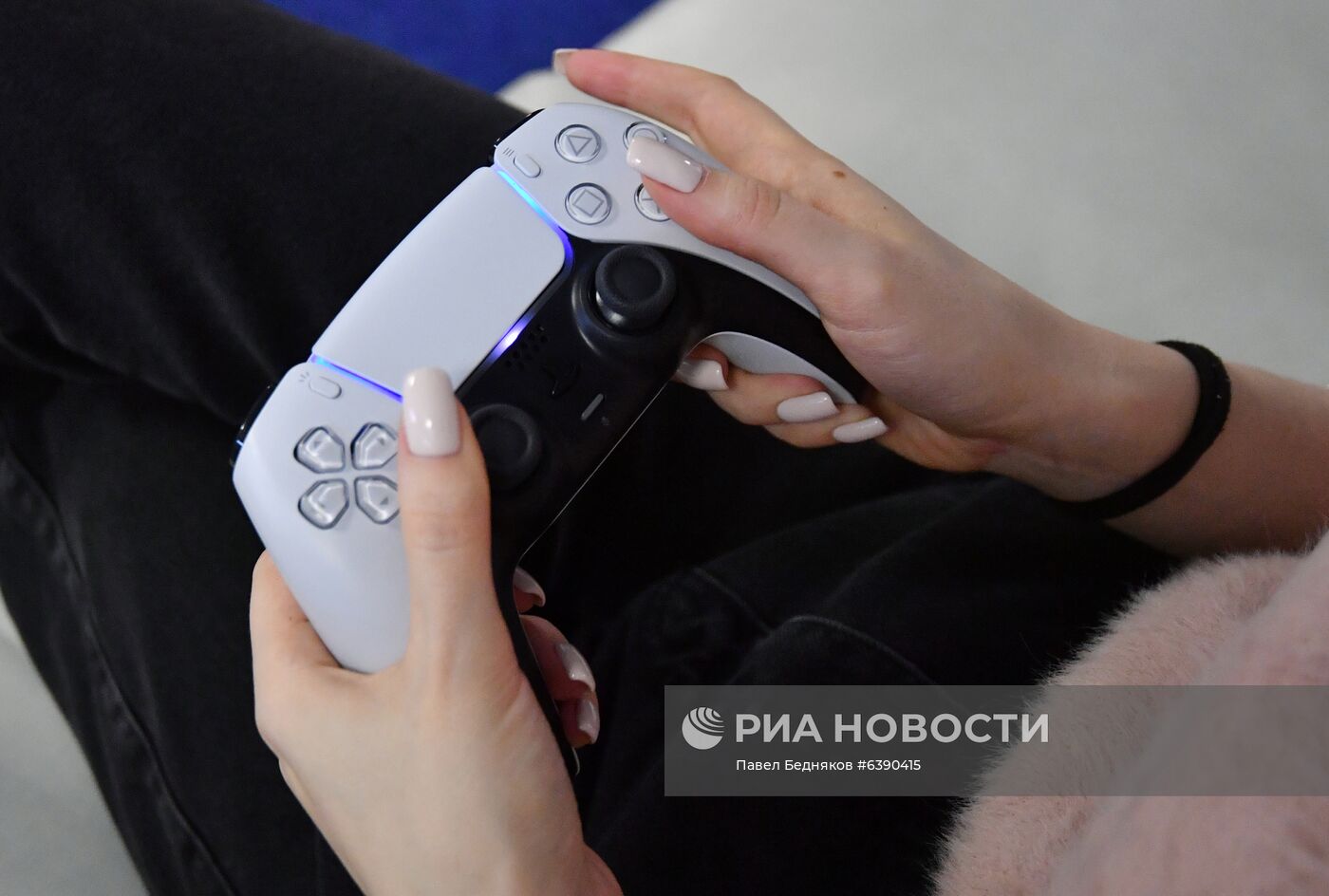 Старт продаж новой игровой приставки Sony PlayStation