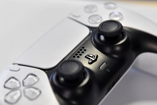 Старт продаж новой игровой приставки Sony PlayStation