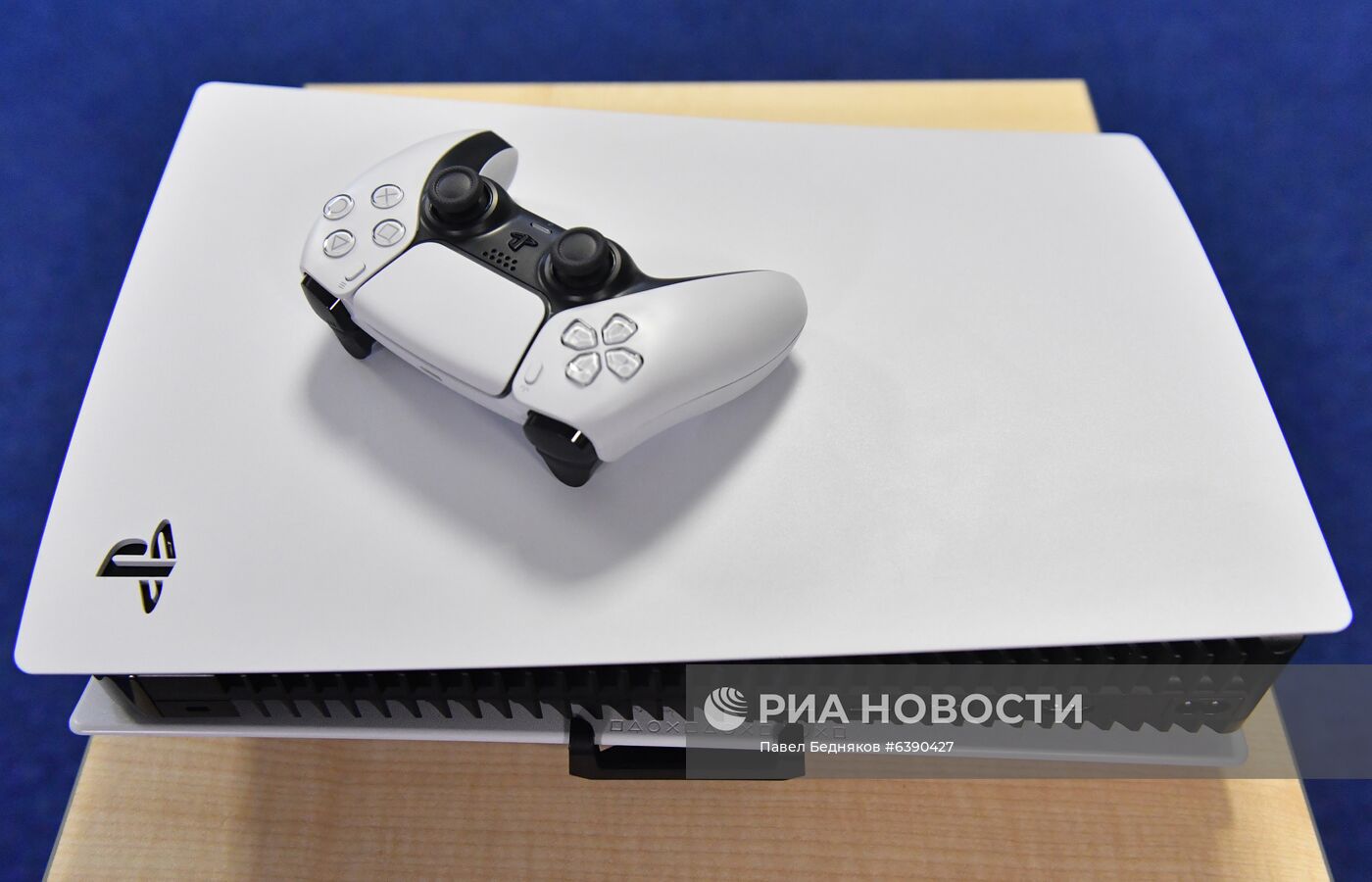 Старт продаж новой игровой приставки Sony PlayStation