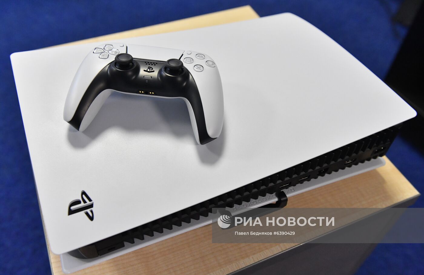 Старт продаж новой игровой приставки Sony PlayStation