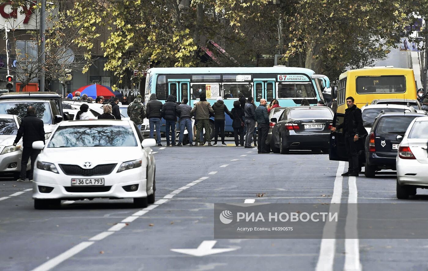 Акция протеста оппозиции в Ереване