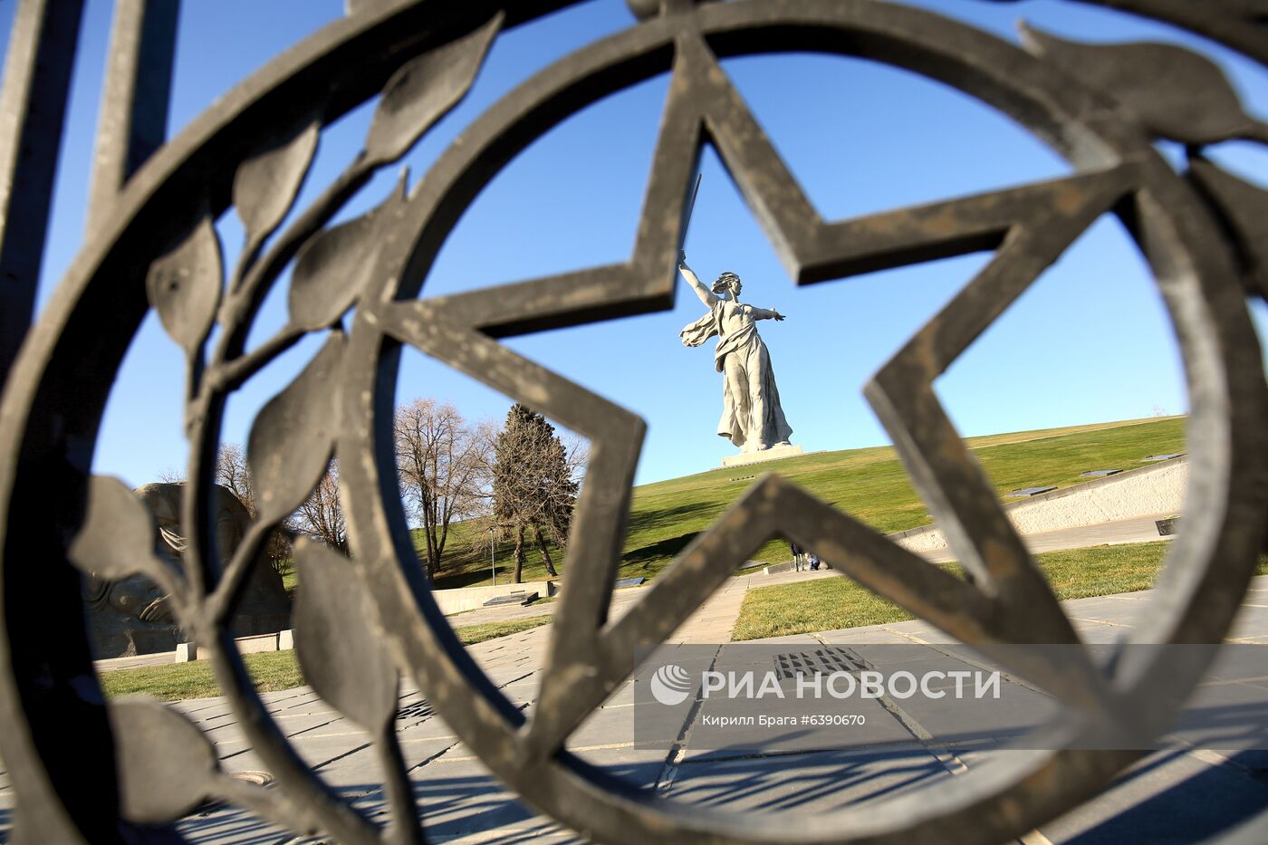 "Выстрел памяти" на Мамаевом кургане в Волгограде