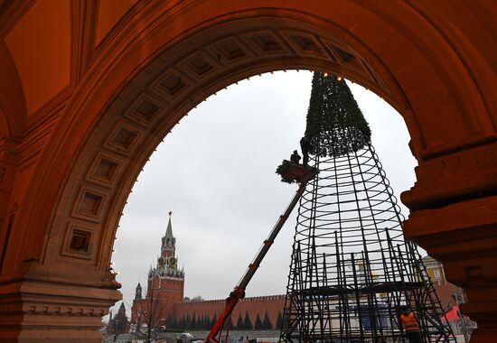 Заливка ГУМ-катка на Красной площади