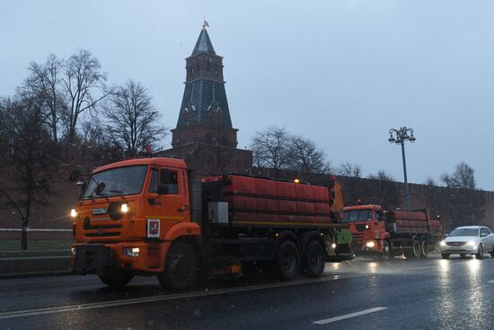 Снегоуборочные работы в Москве