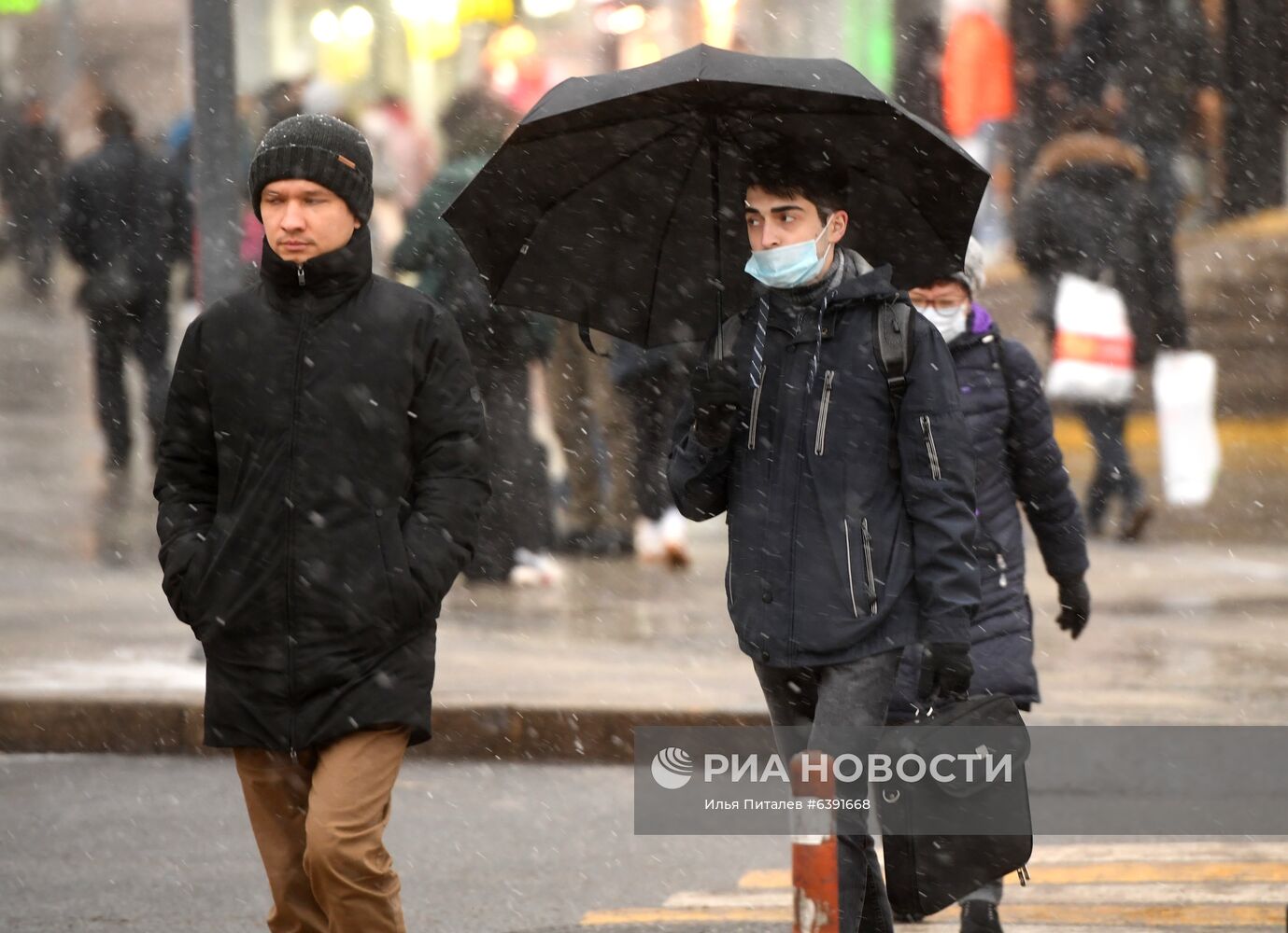 Снег в Москве