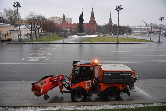 Снегоуборочные работы в Москве