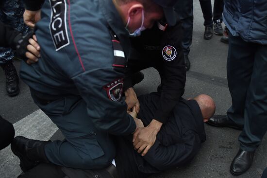 Митинг оппозиции в Ереване