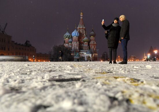 Снег в Москве