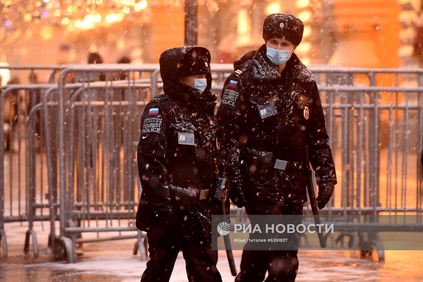 Снег в Москве