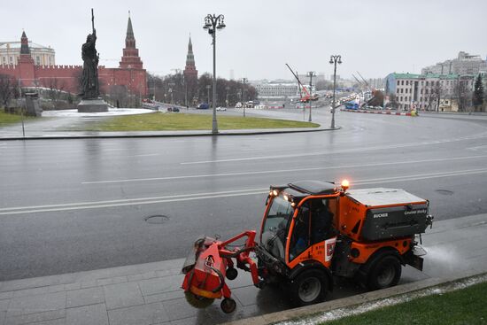 Снегоуборочные работы в Москве