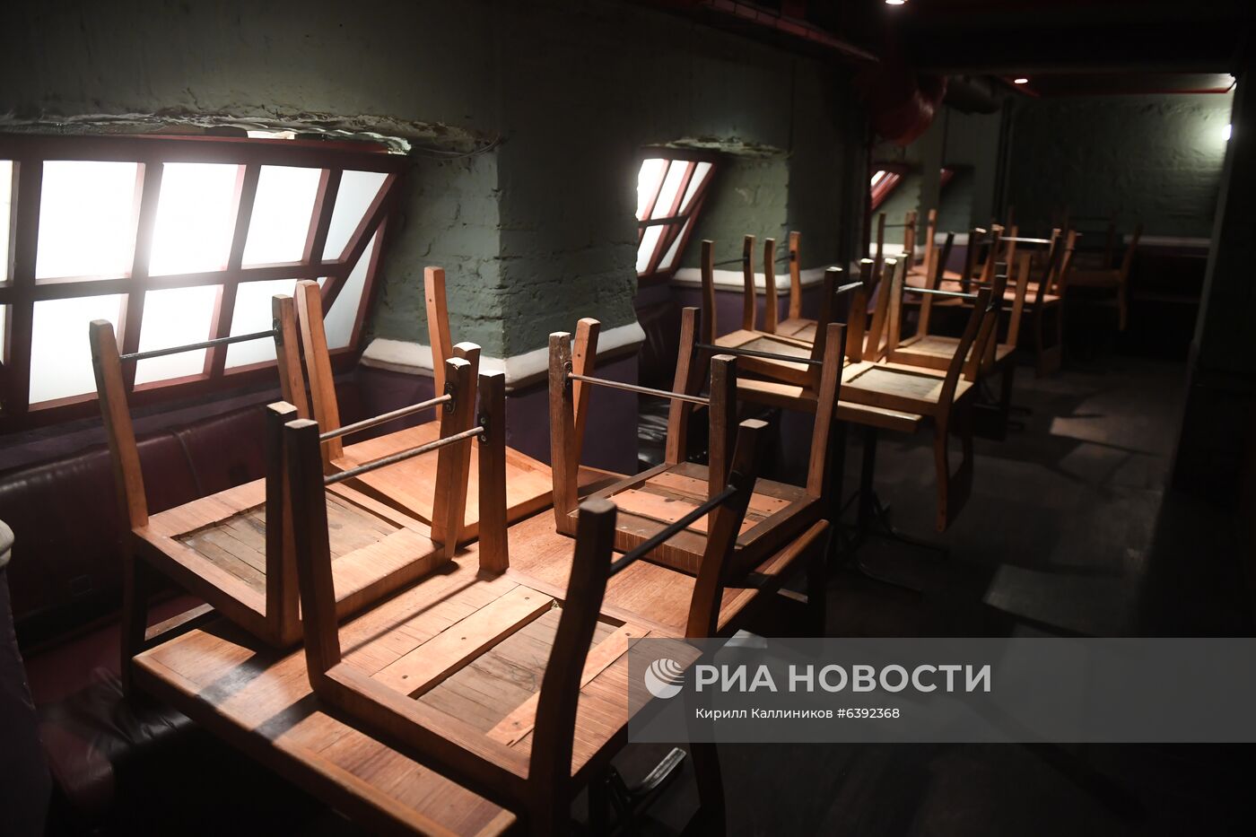 В Москве ограничена работа ночных клубов в связи с распространением коронавируса