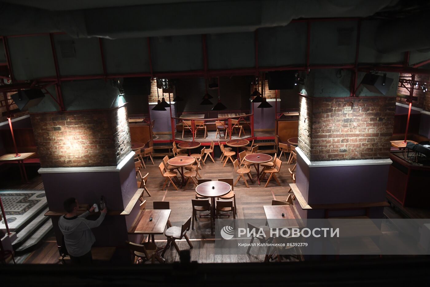 В Москве ограничена работа ночных клубов в связи с распространением коронавируса