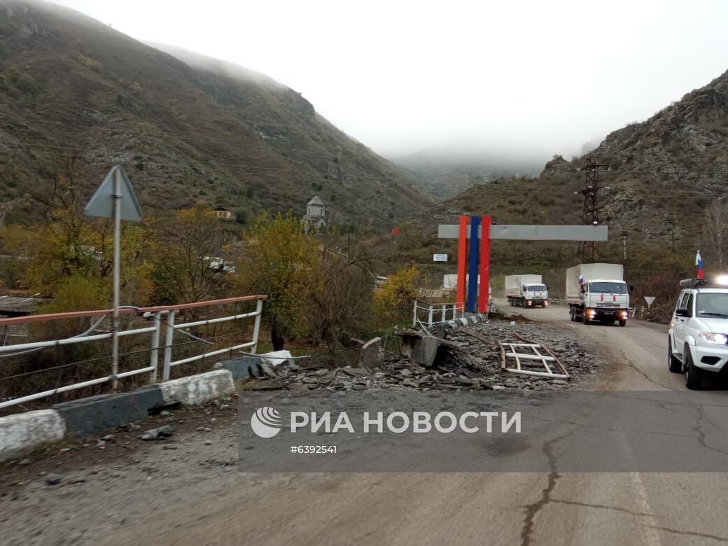 Доставка гуманитарной помощи в Степанакерт