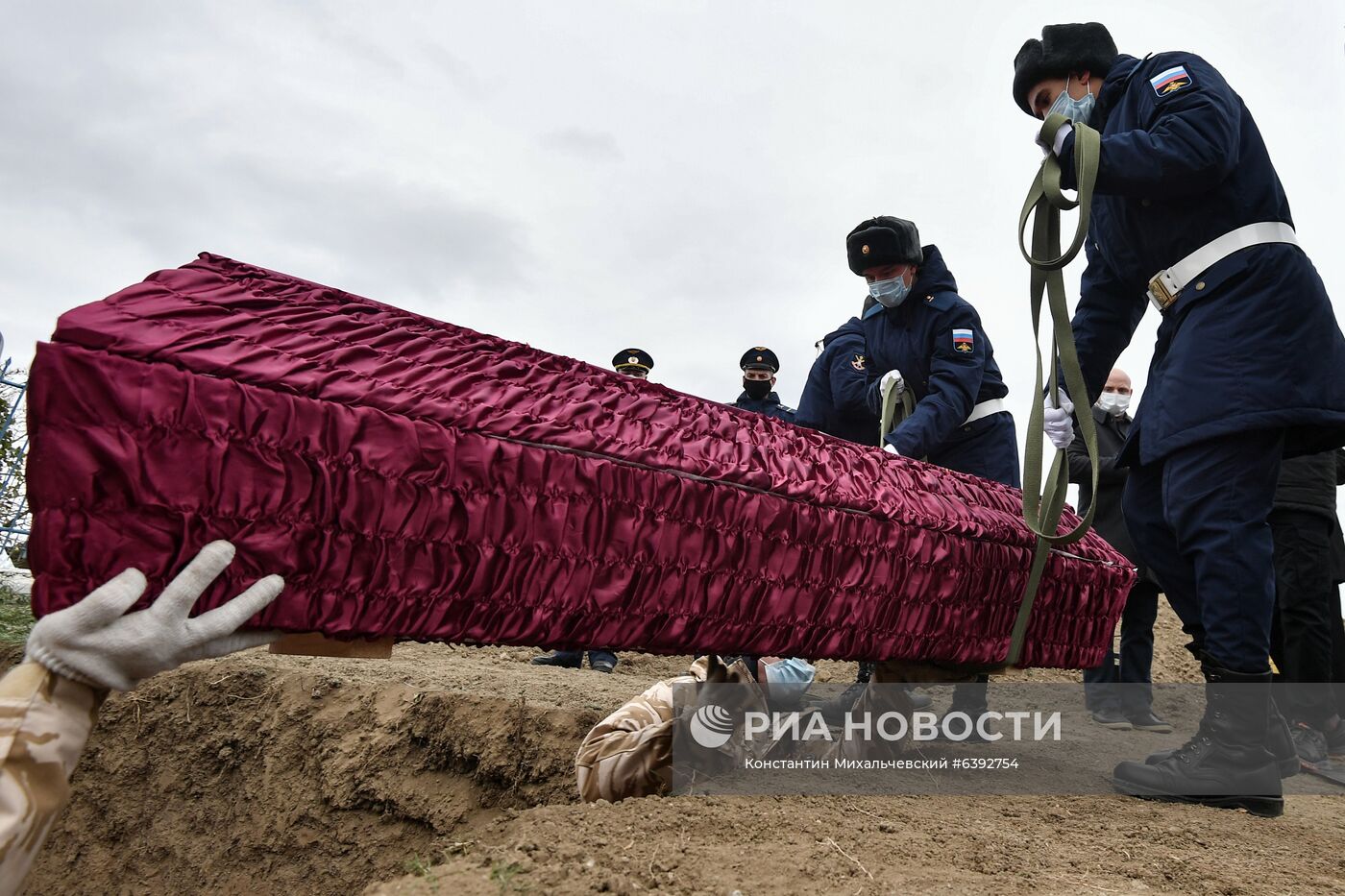 Перезахоронение останков солдат Великой Отечественной войны в Симферополе