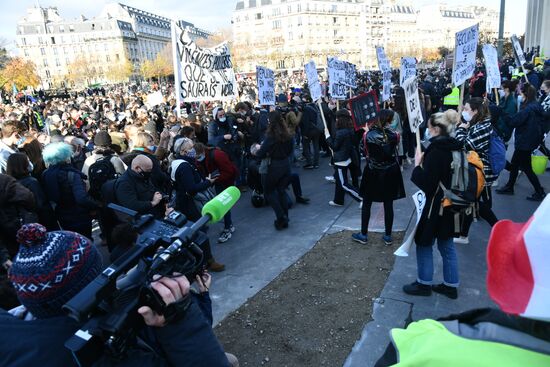 Акция протеста в Париже