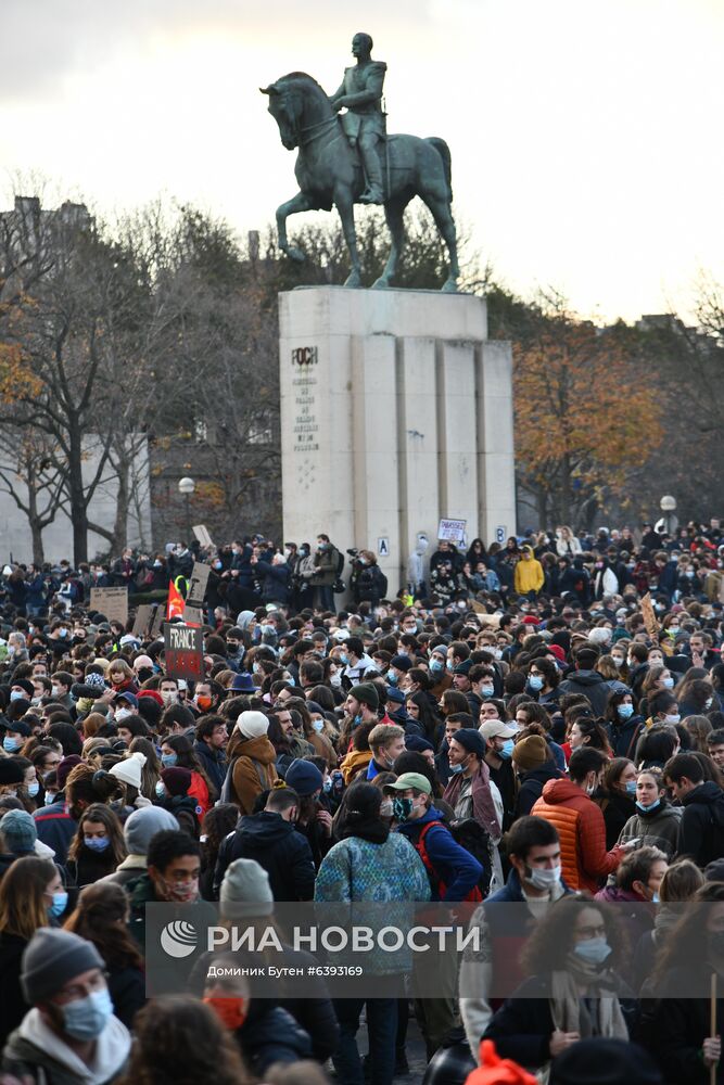 Акция протеста в Париже