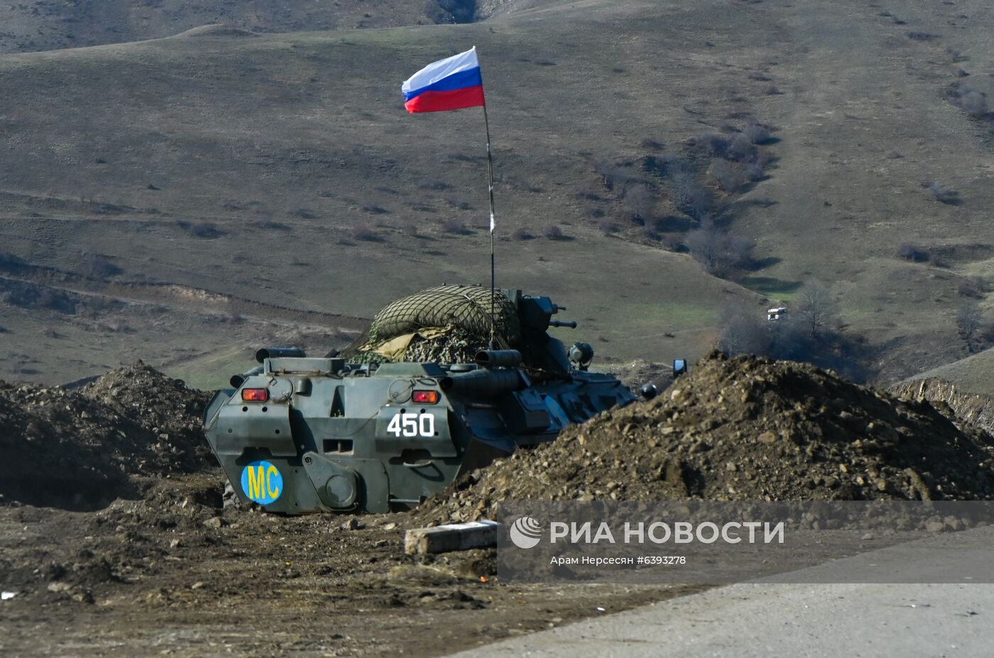 Движение по Лачинскому коридору