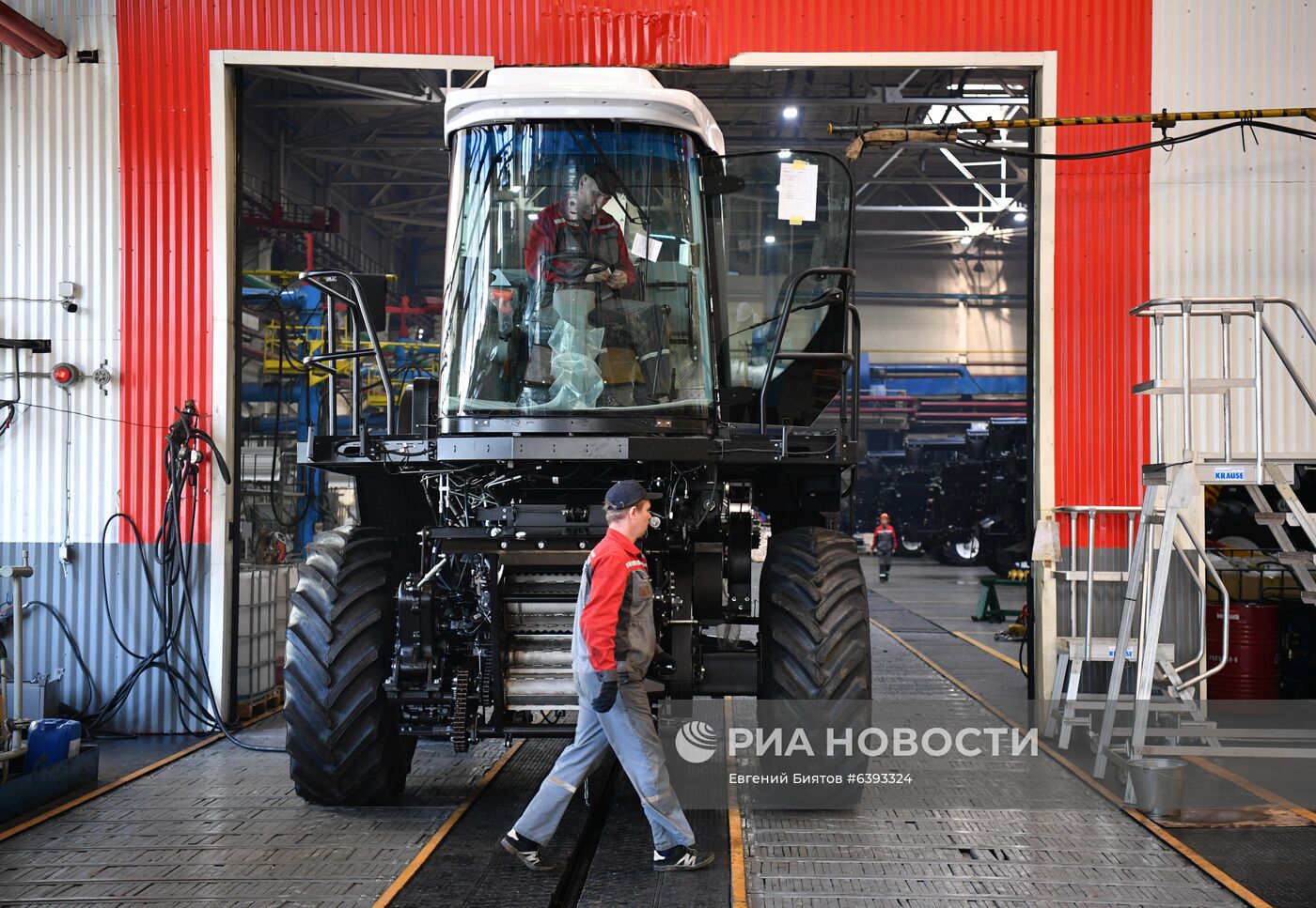 Завод компании "Ростсельмаш" в Ростове-на-Дону