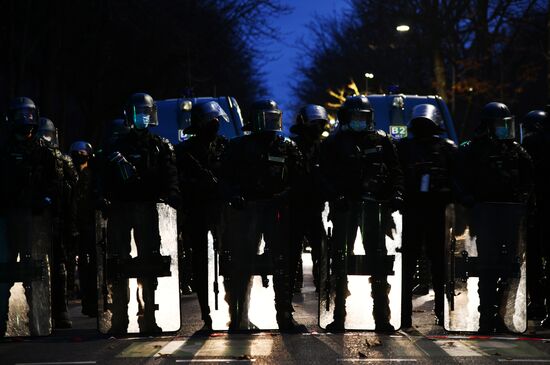 Акция протеста в Париже
