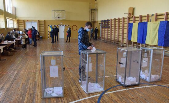 Второй тур региональных выборов на Украине