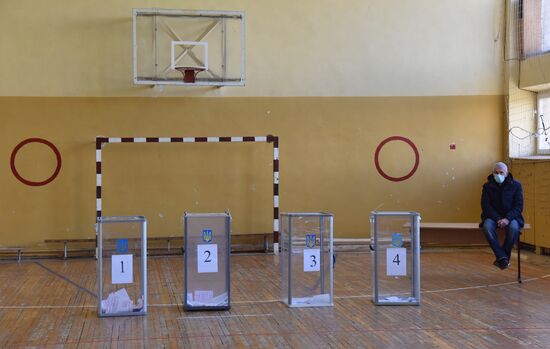 Второй тур региональных выборов на Украине