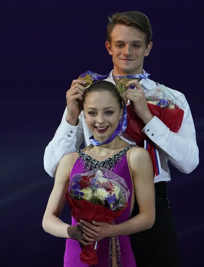 Фигурное катание. Этап Гран-при. Церемония награждения