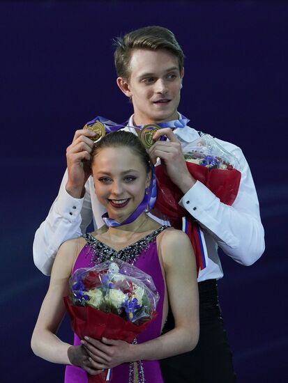 Фигурное катание. Этап Гран-при. Церемония награждения