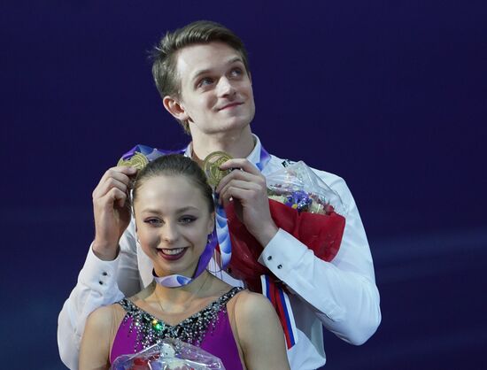 Фигурное катание. Этап Гран-при. Церемония награждения