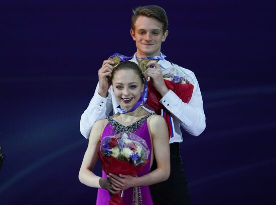 Фигурное катание. Этап Гран-при. Церемония награждения