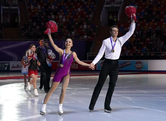 Фигурное катание. Этап Гран-при. Церемония награждения