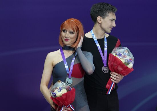 Фигурное катание. Этап Гран-при. Церемония награждения
