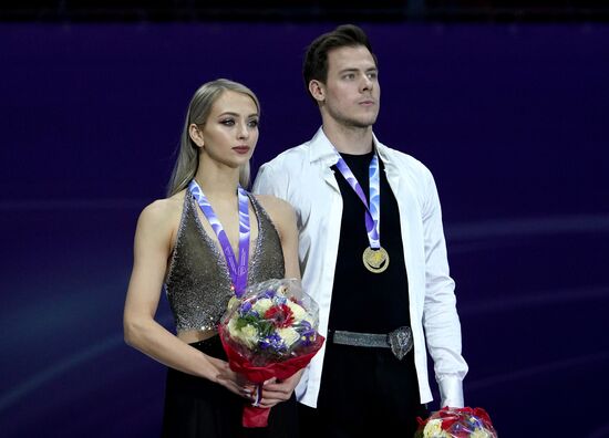 Фигурное катание. Этап Гран-при. Церемония награждения