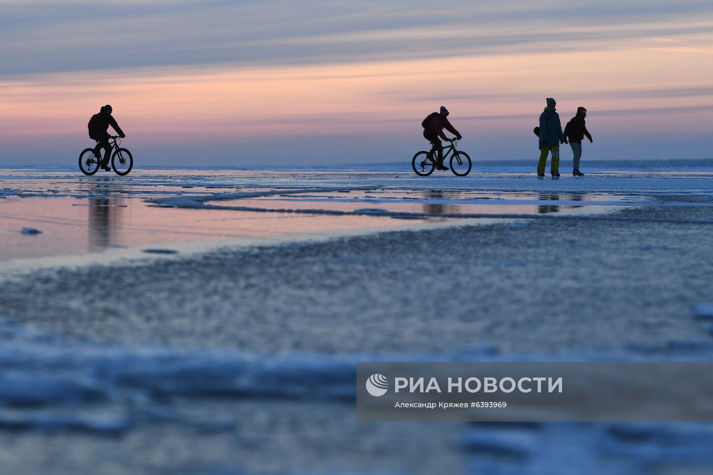 Замерзшее Новосибирское водохранилище