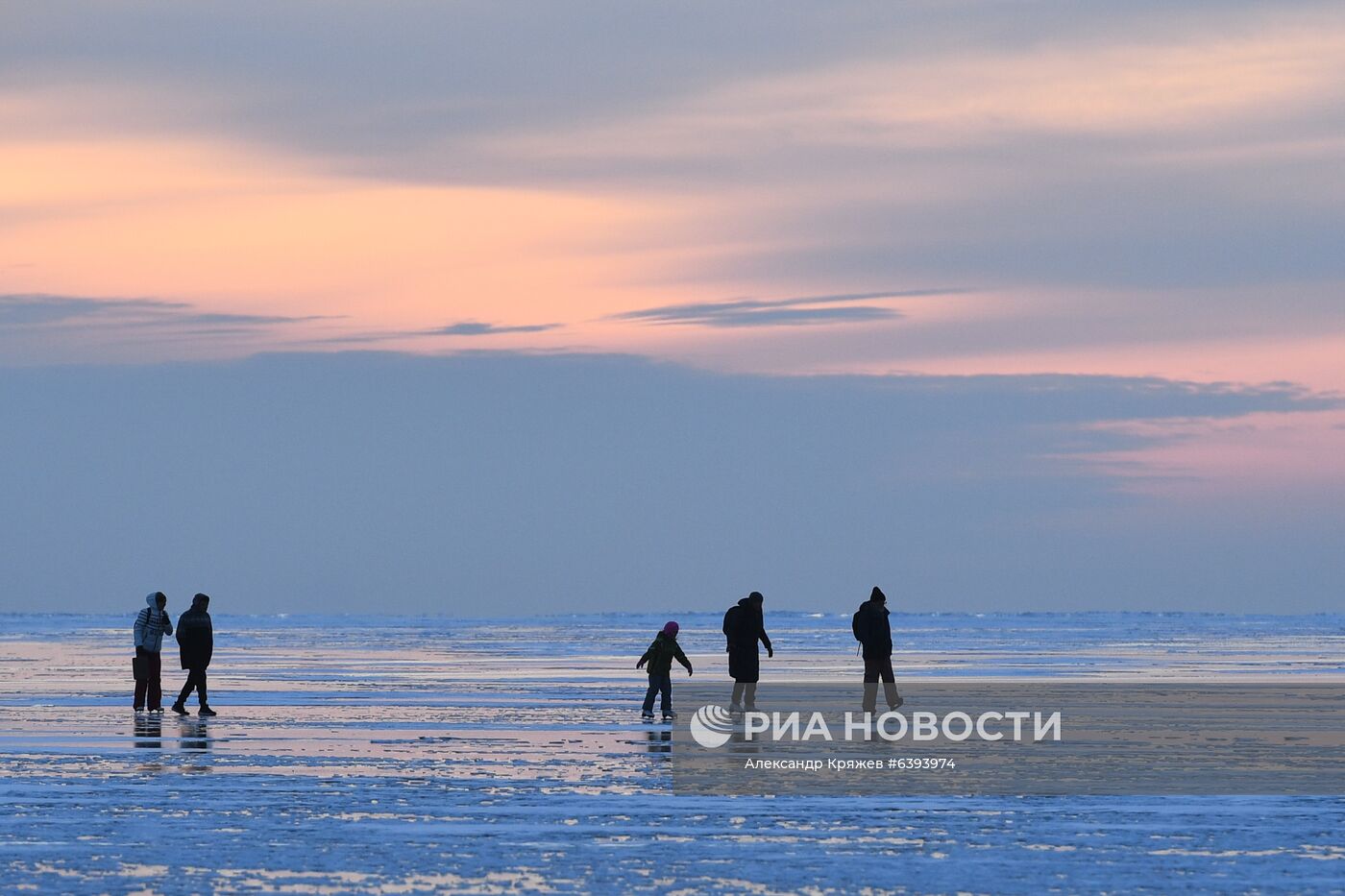 Замерзшее Новосибирское водохранилище