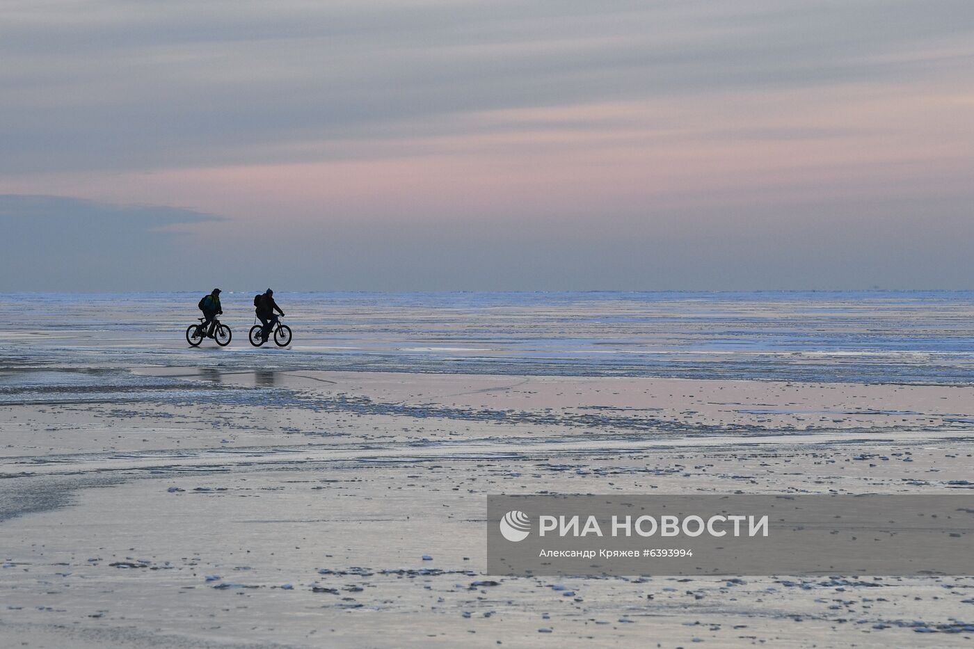 Замерзшее Новосибирское водохранилище