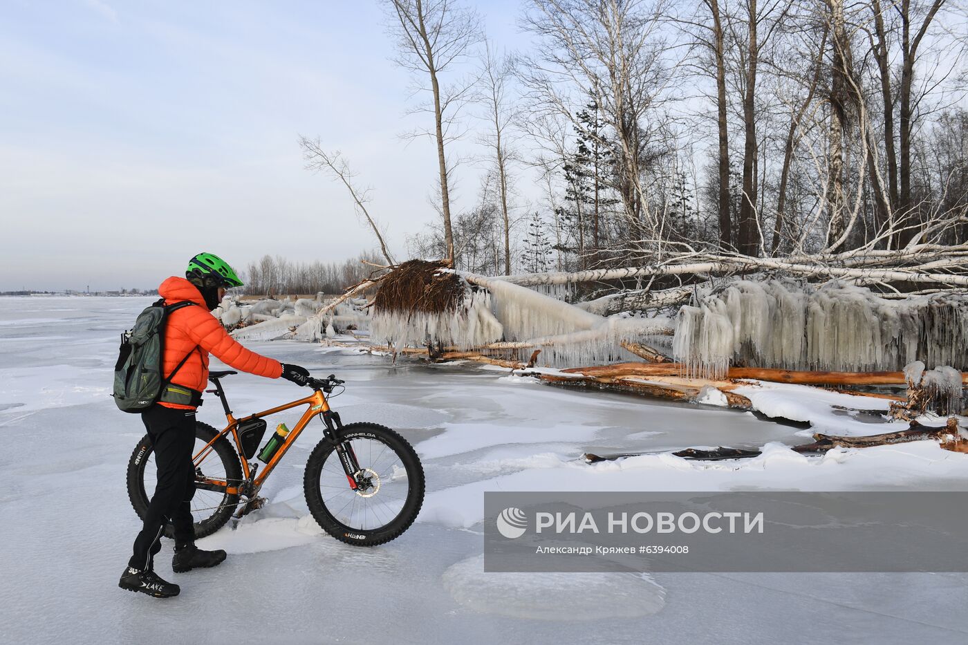 Замерзшее Новосибирское водохранилище