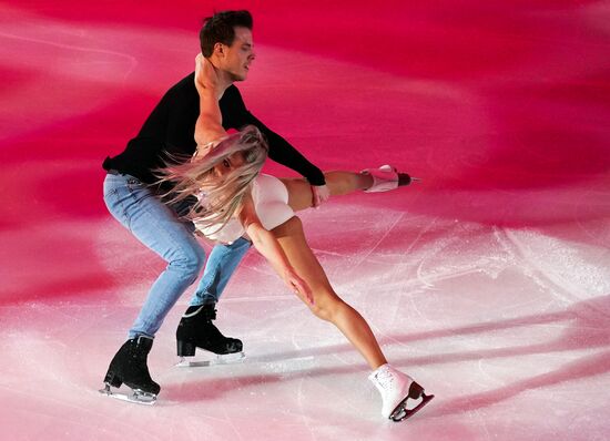 Фигурное катание. Этап Гран-при. Показательные выступления