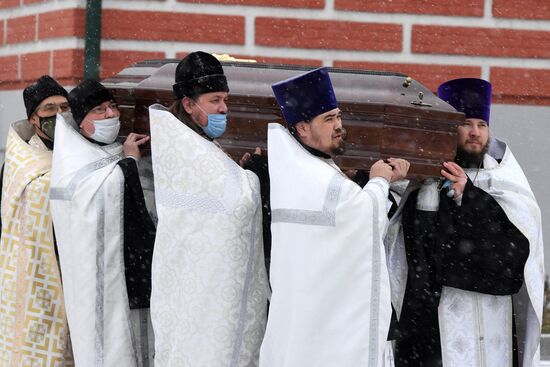 Церемония прощания с митрополитом Казанским и Татарстанским Феофаном 
