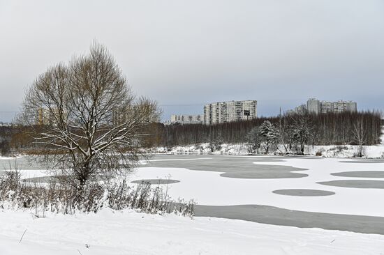 Снег в Москве
